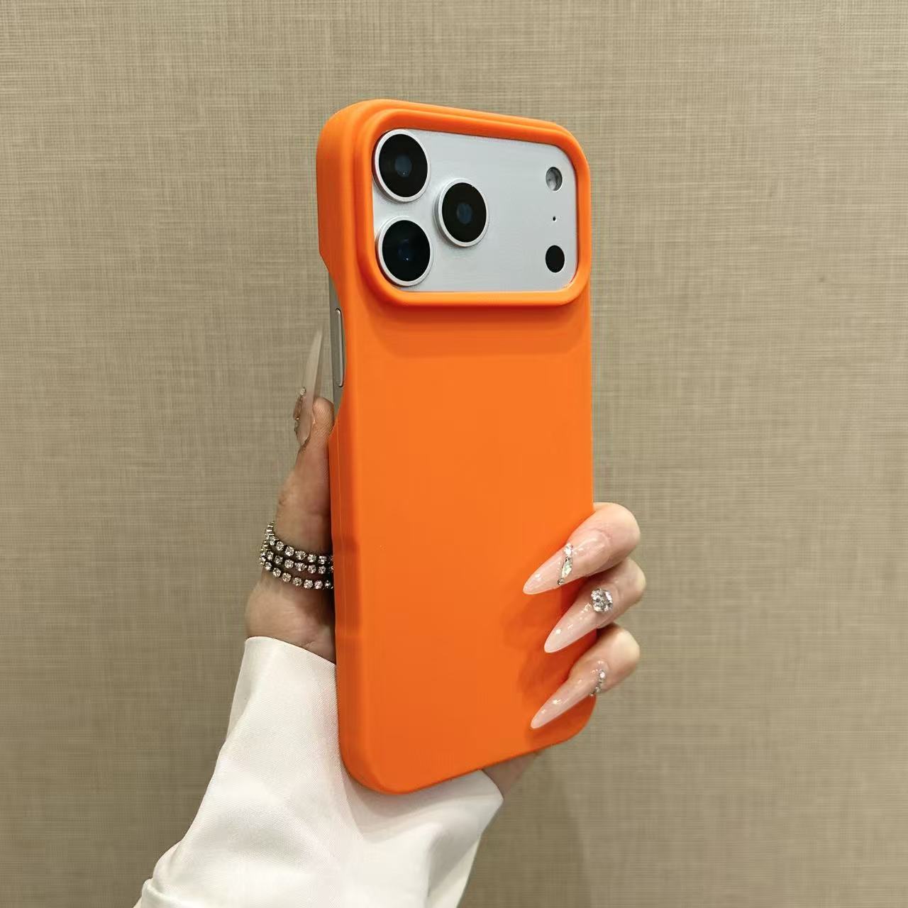 Matte Silicone Case For iPhone - đánh giá và giá Tech Accessories Iphone