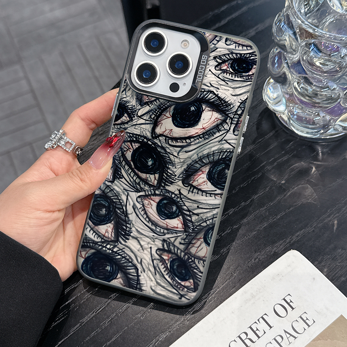 Eyes Pattern Luxury Phone Case - đánh giá và giá Tech Accessories Iphone